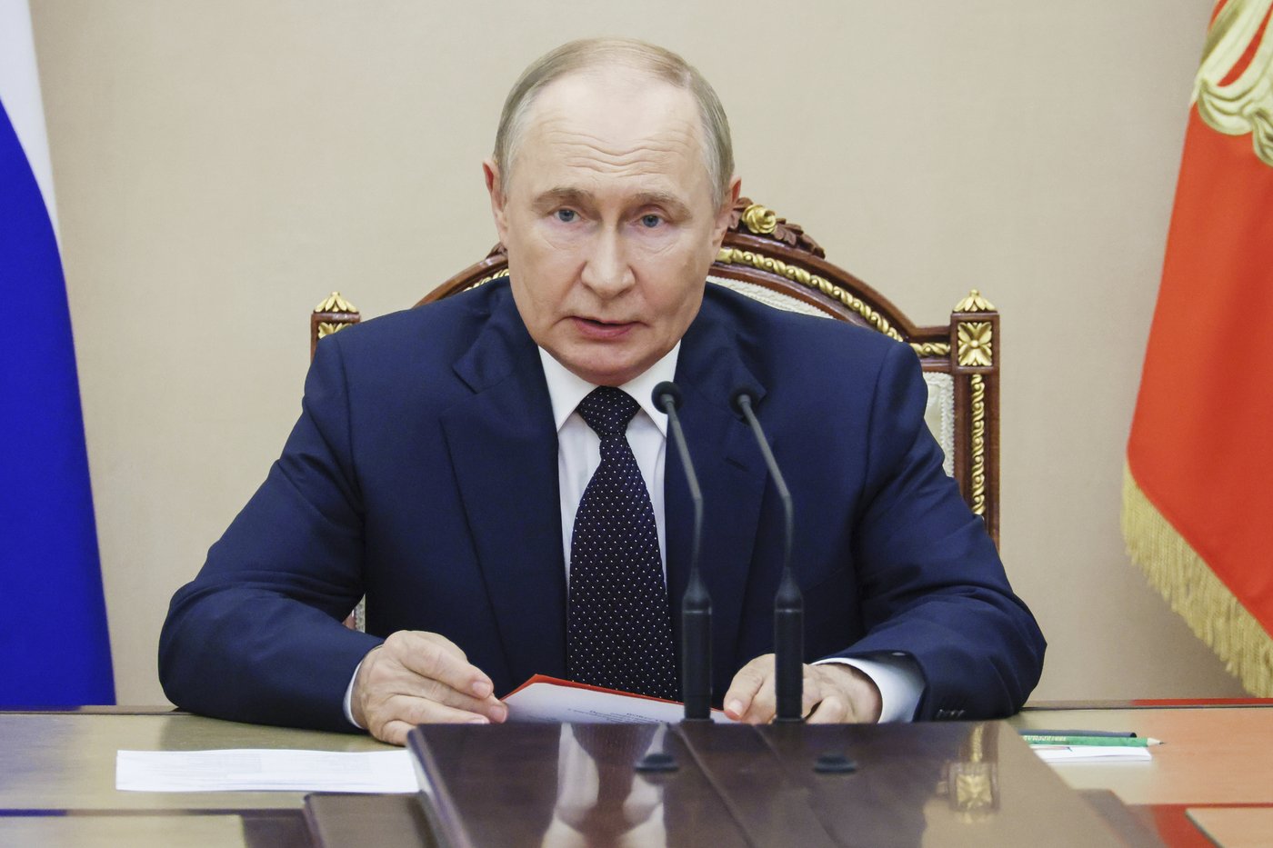 Trump says he will meet Putin next Friday in Alaska to discuss ending the Ukraine war | iNFOnews.ca
