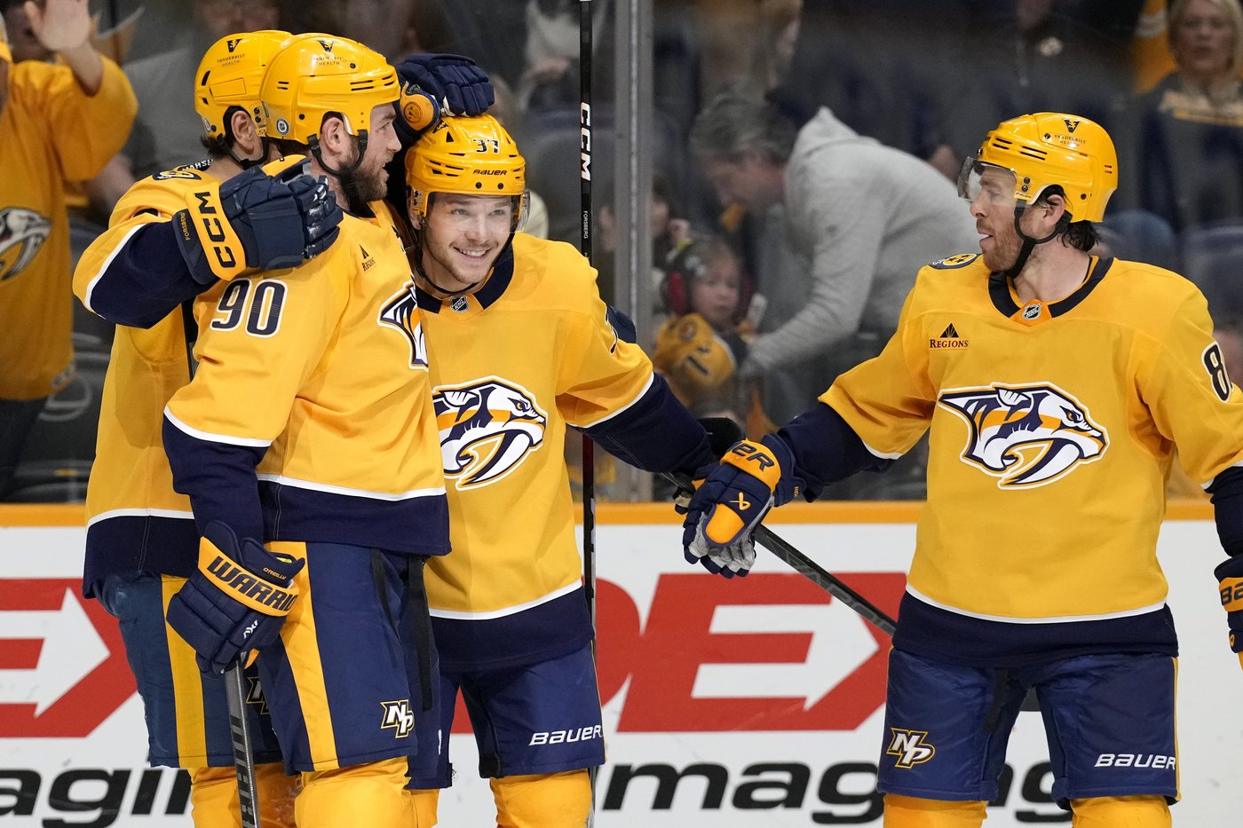 Svechkov scores in OT as Predators rally to beat Islanders 7-6 to end six-game skid | iNFOnews.ca