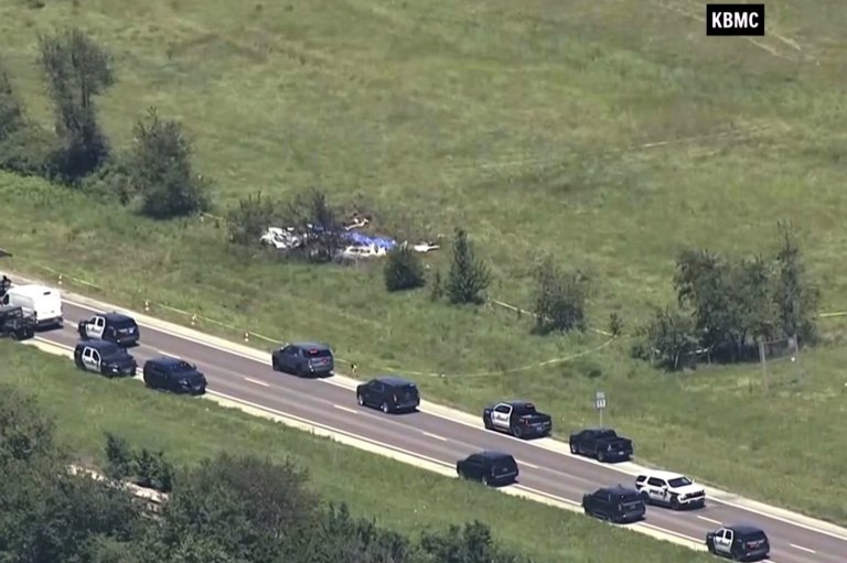 12 dead in crash of plane on skydiving outing in Missouri, authorities say | iNFOnews.ca