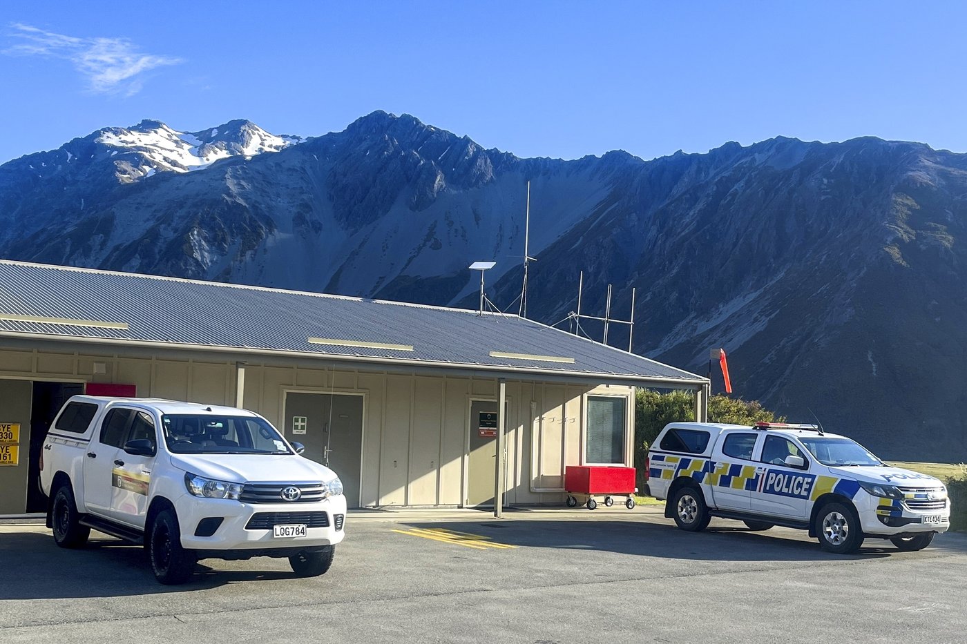 3 climbers from US and Canada believed to have died in a fall on New Zealand mountain | iNFOnews.ca 3 climbers from US and Canada believed to have died in a fall on New Zealand mountain | iNFOnews.ca