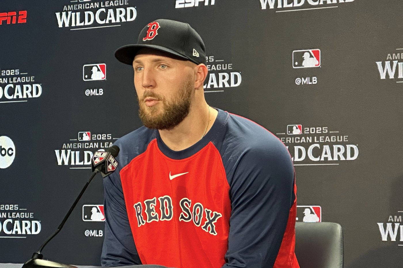 Crochet wants Red Sox teammates to give Yankees the business, tells them to dress for success | iNFOnews.ca