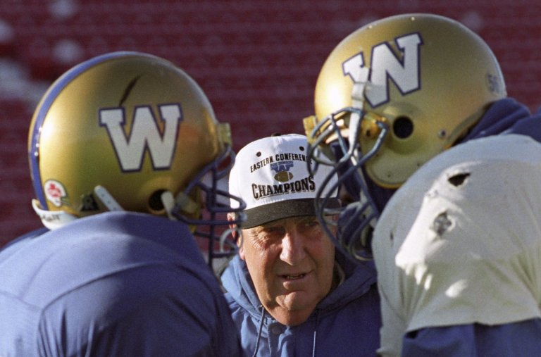 Blue Bombers adding legendary coach Cal Murphy to club's Ring of Honour | iNFOnews.ca