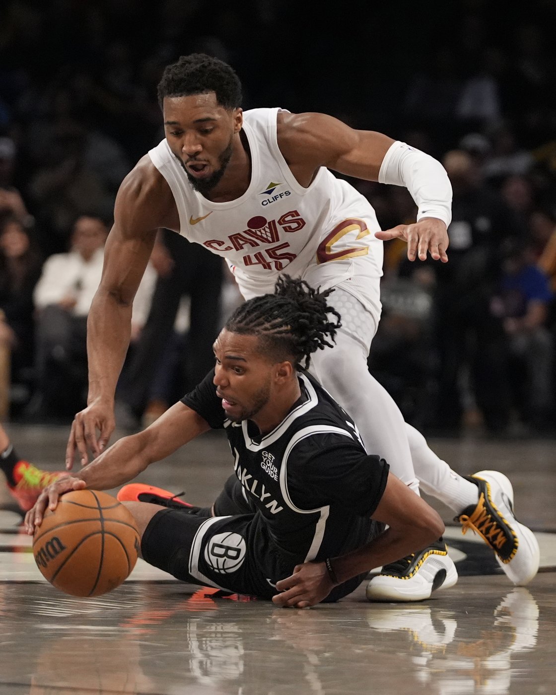 Donovan Mitchell scores 26 points as the Eastern Conference-leading Cavaliers beat the Nets 110-97 | iNFOnews.ca