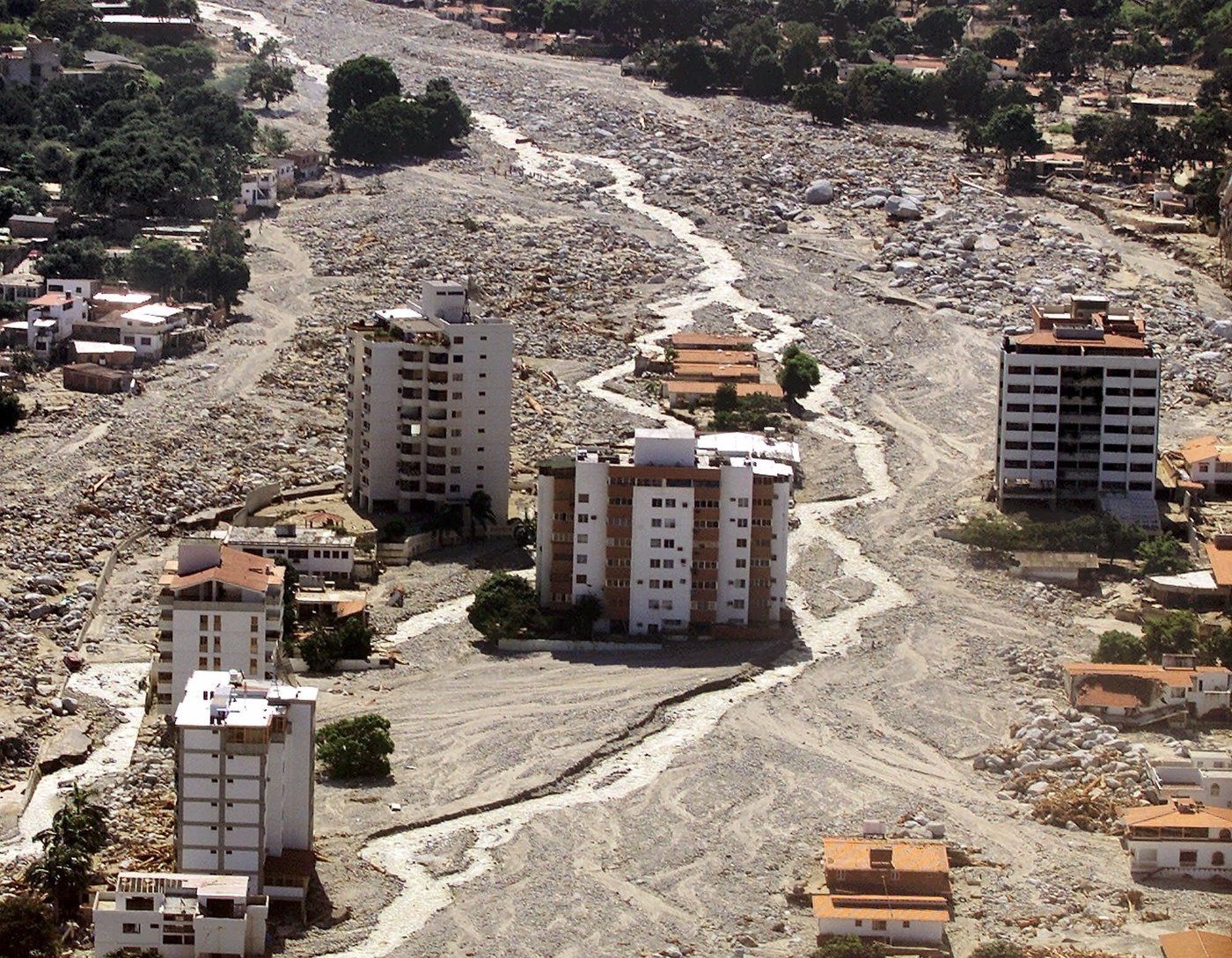 He survived 2 natural disasters in Venezuela's La Guaira. Now he vows never to return | iNFOnews.ca