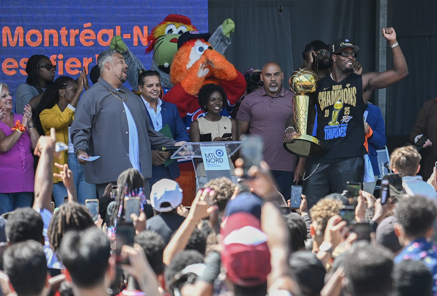 Photo Gallery: Montreal throws parade for NBA champ Dort | iNFOnews.ca