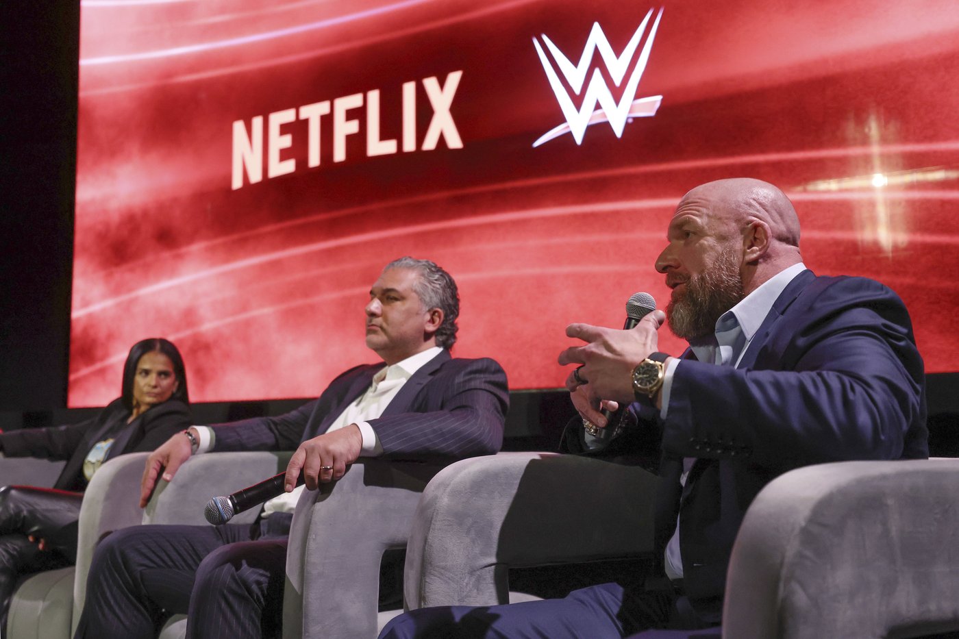 WWE's 'Monday Night RAW' Netflix debut averages 2.6M households in US, had 4.9M views globally | iNFOnews.ca