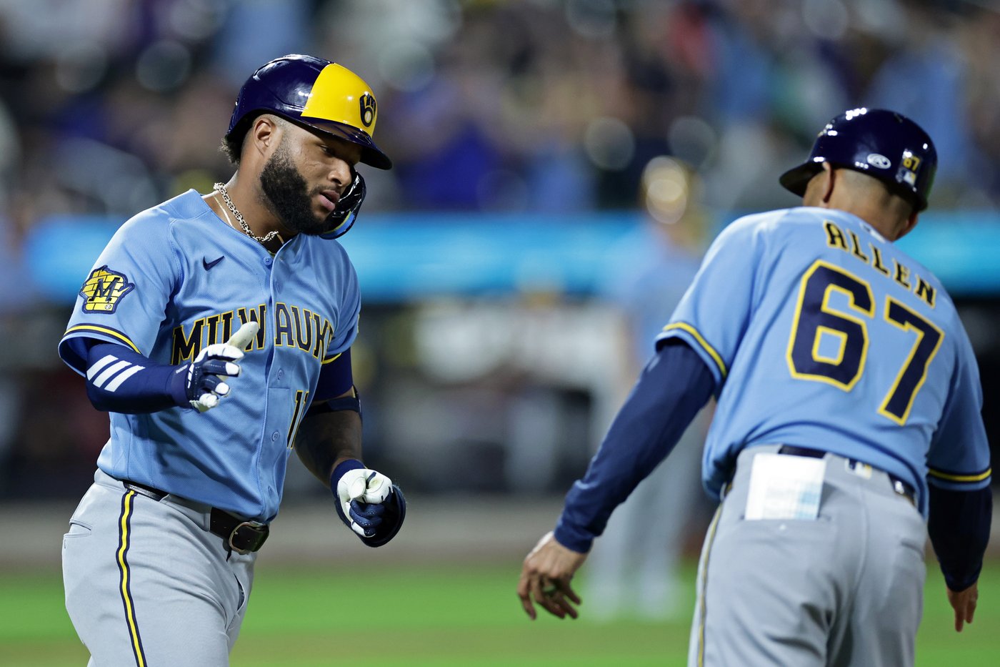 Jackson Chourio and Jacob Misiorowski lead the Brewers to an 8-2 victory over the Mets | iNFOnews.ca