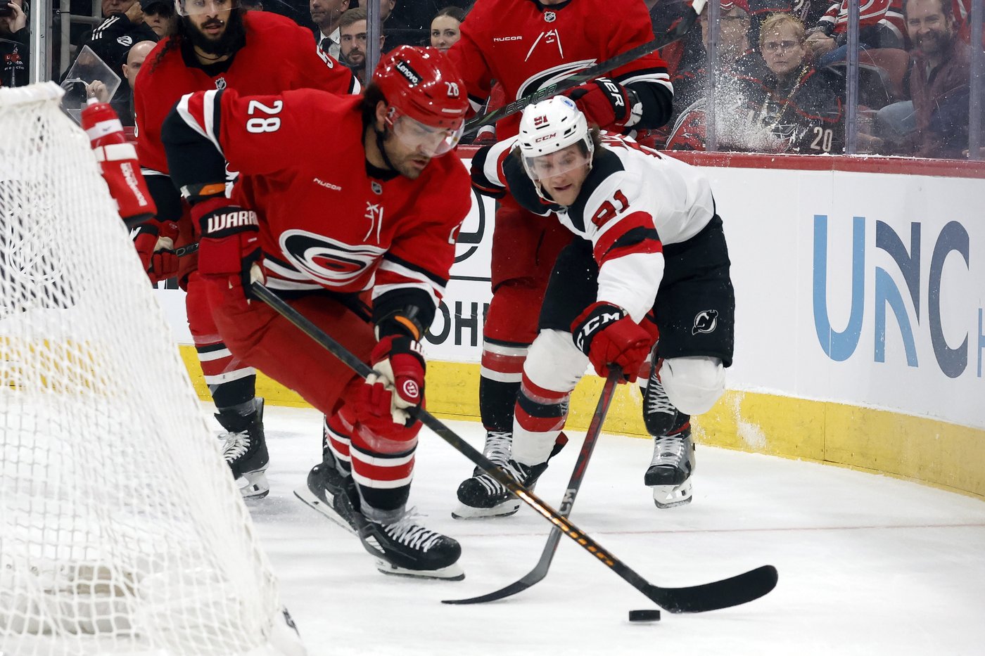 Roslovic scores twice in Hurricanes' four-goal third in 5-2 win over Devils | iNFOnews.ca Roslovic scores twice in Hurricanes' four-goal third in 5-2 win over Devils | iNFOnews.ca