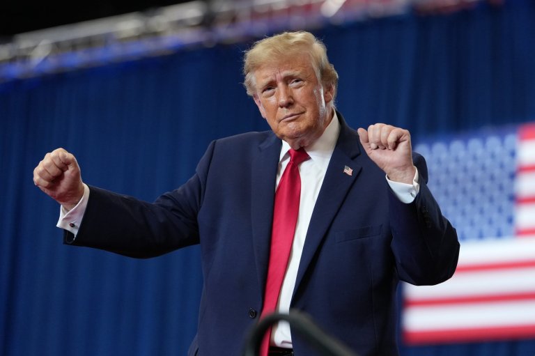 Trump, Vance and Obama are making closing stretch appeals to midterm voters in pivotal states | iNFOnews.ca