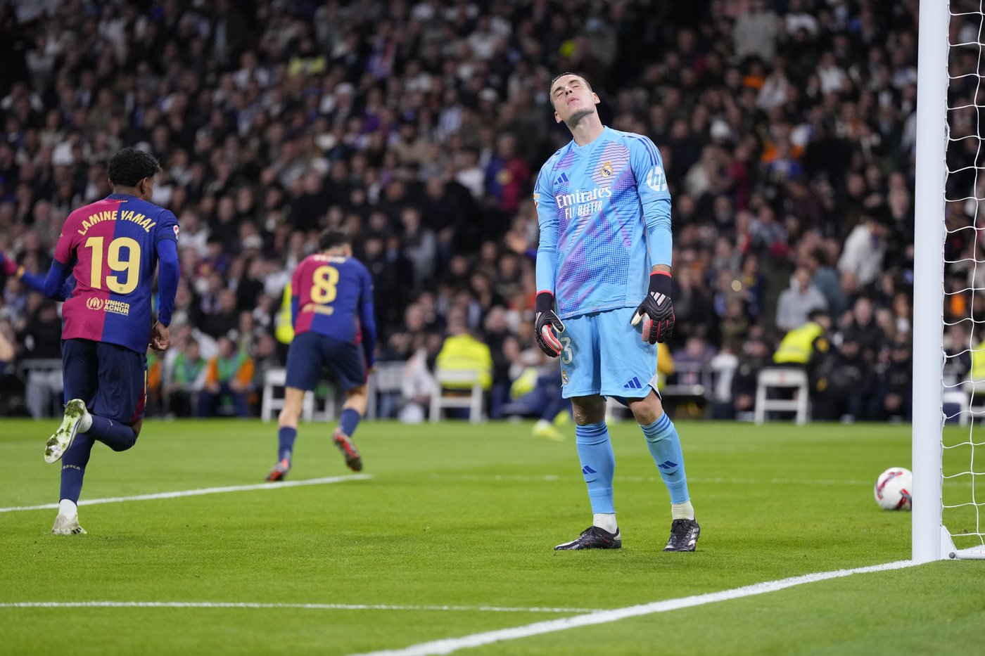 Lewandowski and Yamal spoil Mbappé’s first clasico as Barcelona routs Real Madrid 4-0 | iNFOnews.ca Lewandowski and Yamal spoil Mbappé’s first clasico as Barcelona routs Real Madrid 4-0 | iNFOnews.ca