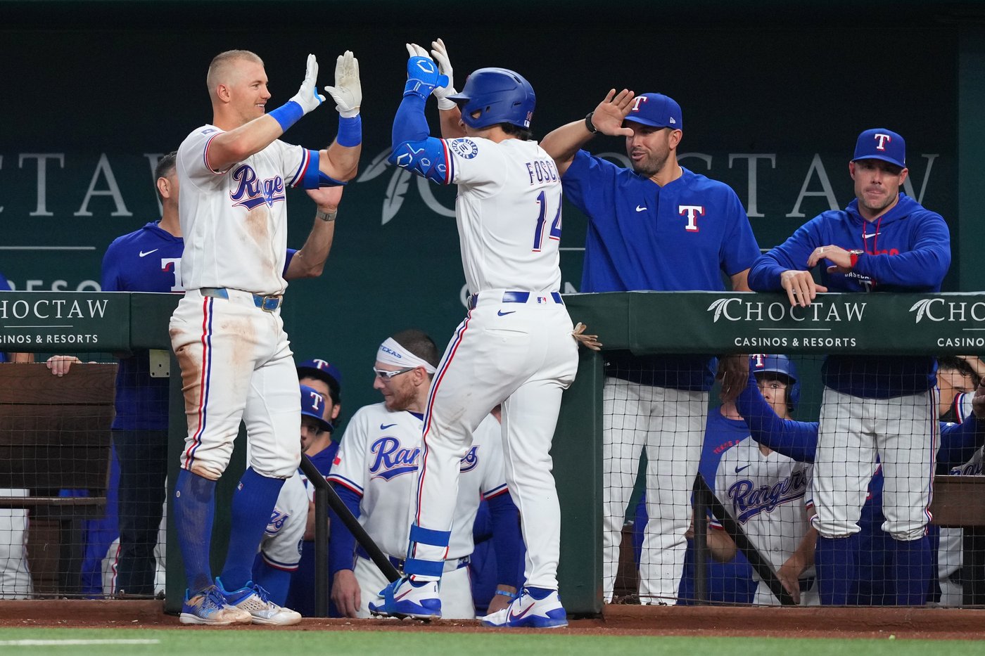Josh Jung and Justin Foscue homer as Rangers win 6-0 to end Cubs' 10-game winning streak | iNFOnews.ca