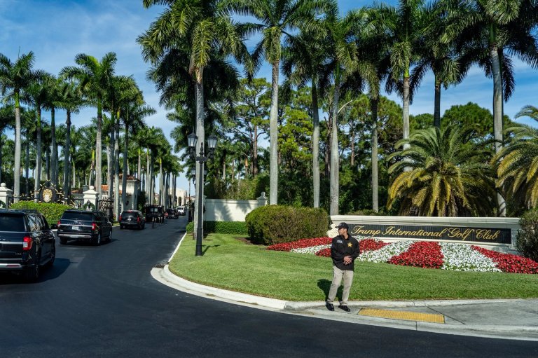 Trump proposes Camp David-style presidential retreat at his private Florida golf club | iNFOnews.ca