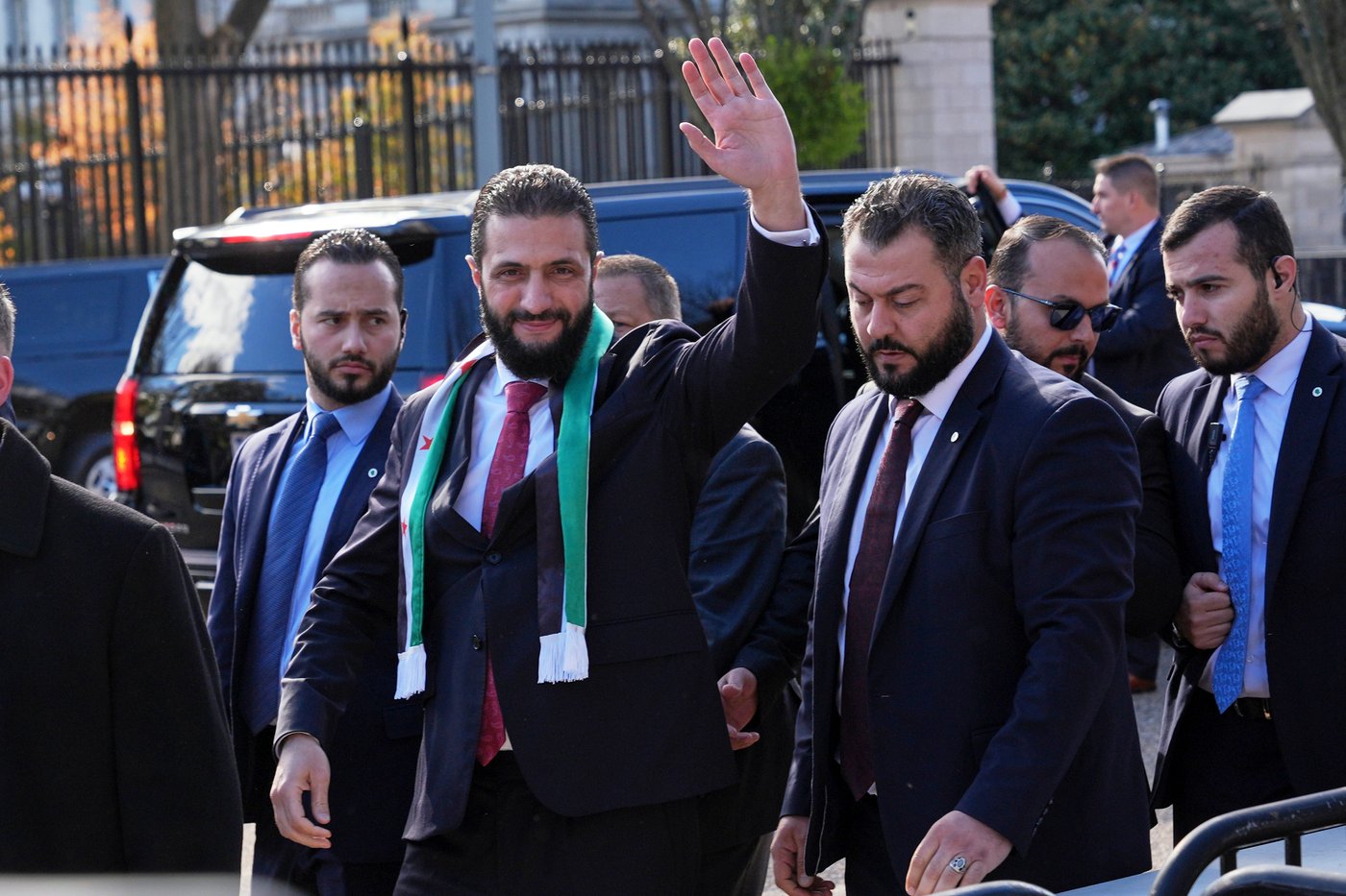 Trump presses Syria to take on Hezbollah, raising alarm in Lebanon and Israel | iNFOnews.ca Trump presses Syria to take on Hezbollah, raising alarm in Lebanon and Israel | iNFOnews.ca