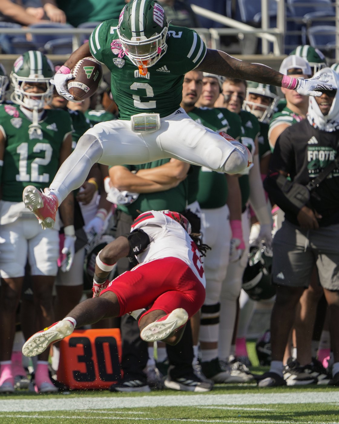 Navarro has big first half, Ohio holds off Jacksonville State 30-27 in Cure Bowl | iNFOnews.ca