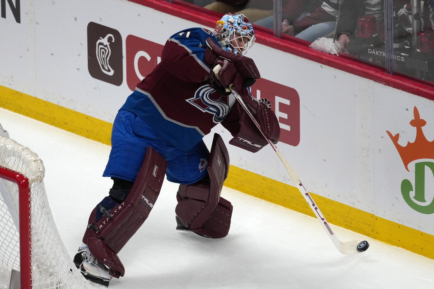 MacKinnon has goal and 2 assists in 5-2 win over Wild as Avalanche take 2-0 lead in series | iNFOnews.ca MacKinnon has goal and 2 assists in 5-2 win over Wild as Avalanche take 2-0 lead in series | iNFOnews.ca
