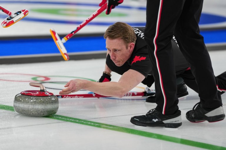 Curling Canada adopts World Curling rulebook, including new double-touch rule | iNFOnews.ca
