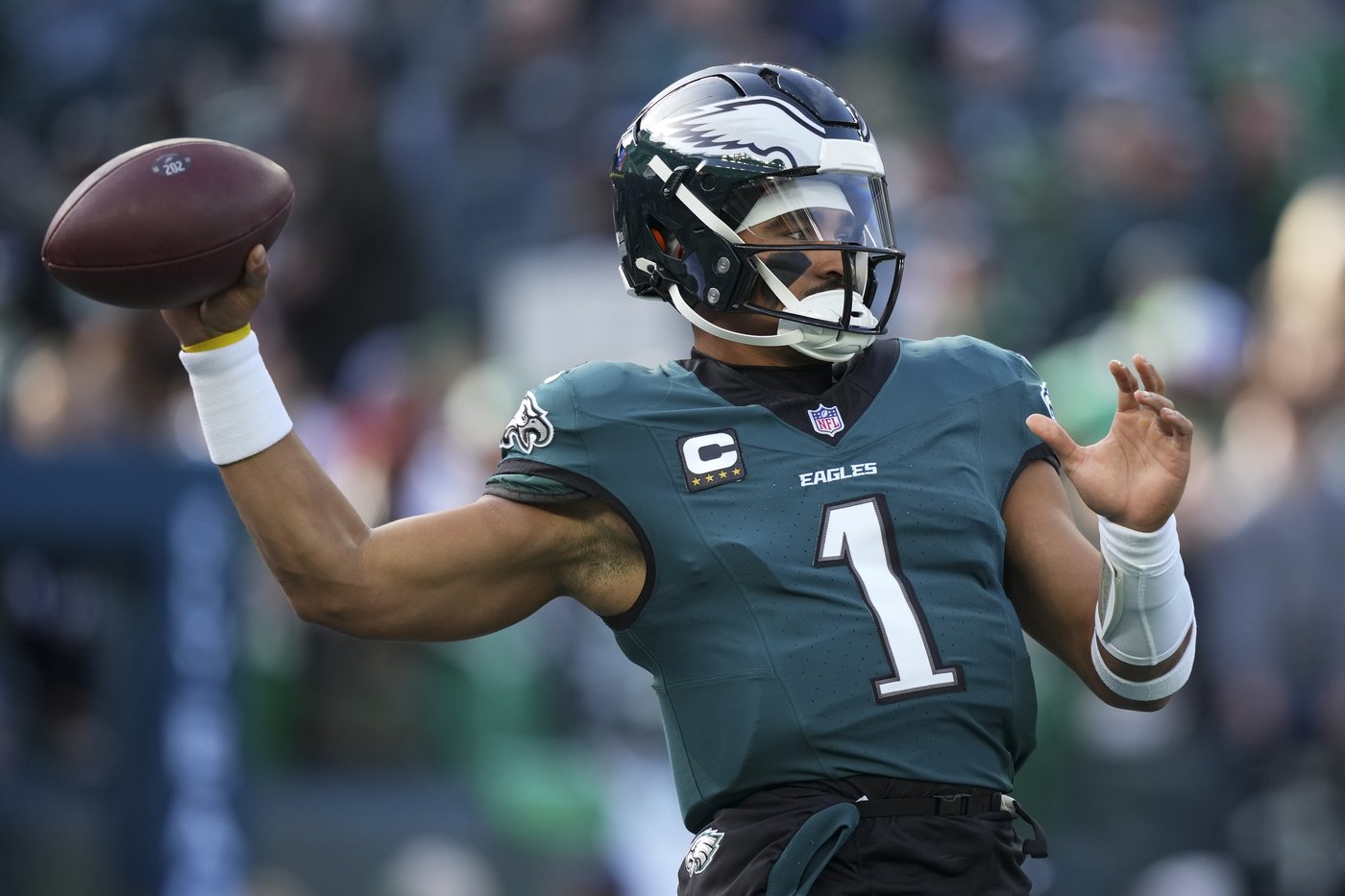 First-place Steelers, Eagles meet in battle of Keystone State that is potential Super Bowl preview | iNFOnews.ca First-place Steelers, Eagles meet in battle of Keystone State that is potential Super Bowl preview | iNFOnews.ca
