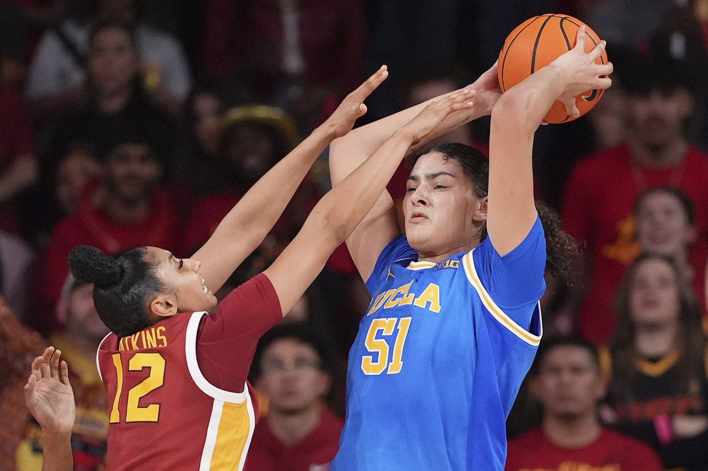 JuJu Watkins lifts sixth-ranked USC to program-defining win over No. 1 UCLA | iNFOnews.ca