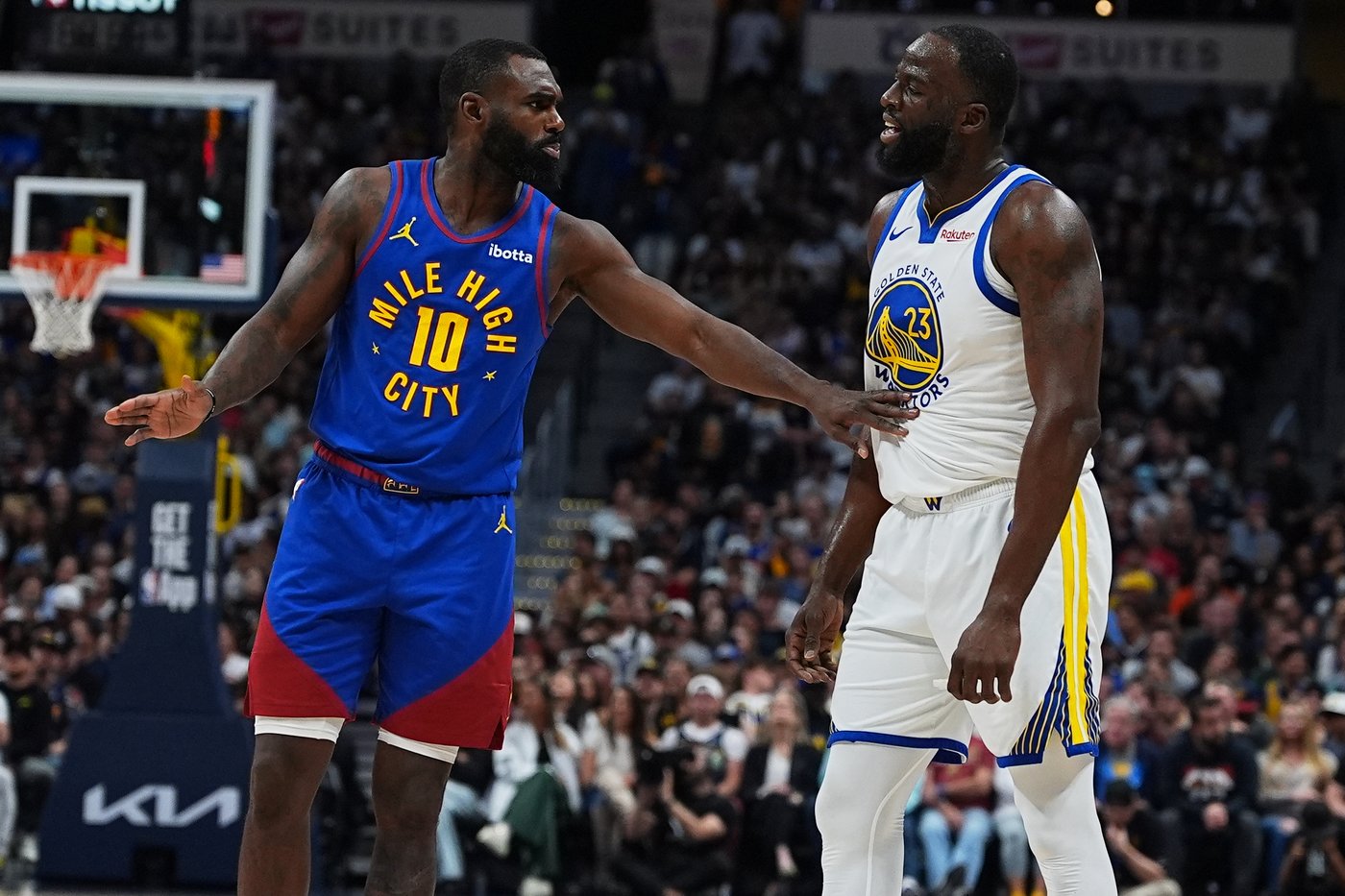 Jokic has 25 points, 15 rebounds, Nuggets beat Warriors 116-93 for their 6th straight win | iNFOnews.ca Jokic has 25 points, 15 rebounds, Nuggets beat Warriors 116-93 for their 6th straight win | iNFOnews.ca