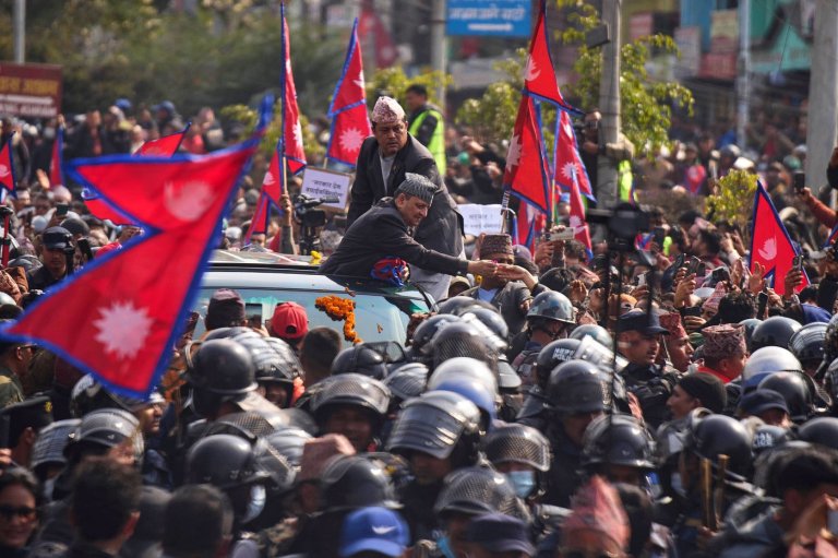 Thousands rally in support of Nepal's former king and call for monarchy's return | iNFOnews.ca