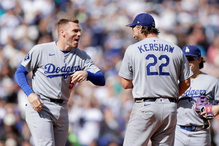 Kershaw works 5⅓ scoreless innings in final regular-season start as Dodgers top Mariners 6-1 | iNFOnews.ca