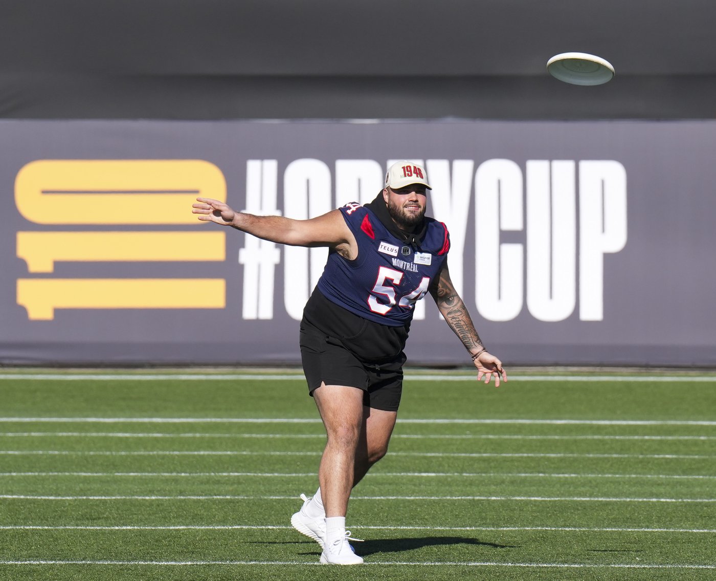Montreal Alouettes sign Canadian offensive lineman Lawrence to extension | iNFOnews.ca