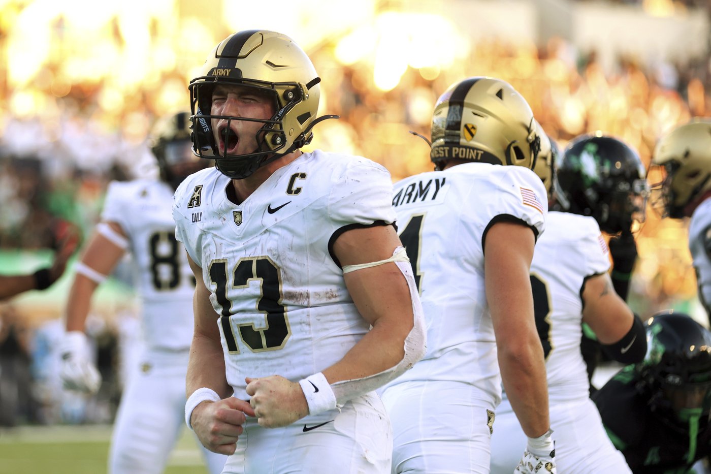 QB Bryson Daily's grit and leadership has No. 18 Army marching off to a 9-0 start | iNFOnews.ca QB Bryson Daily's grit and leadership has No. 18 Army marching off to a 9-0 start | iNFOnews.ca