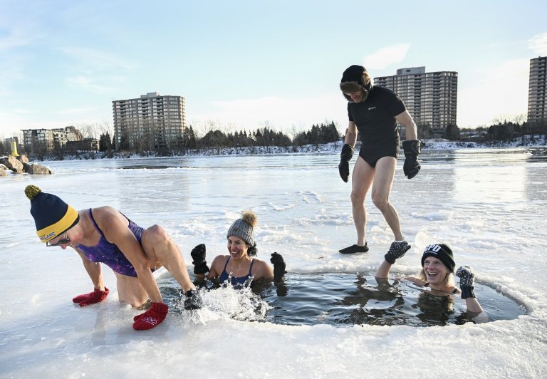 Montreal polar plunge fans want access to beach along St. Lawrence River | iNFOnews.ca