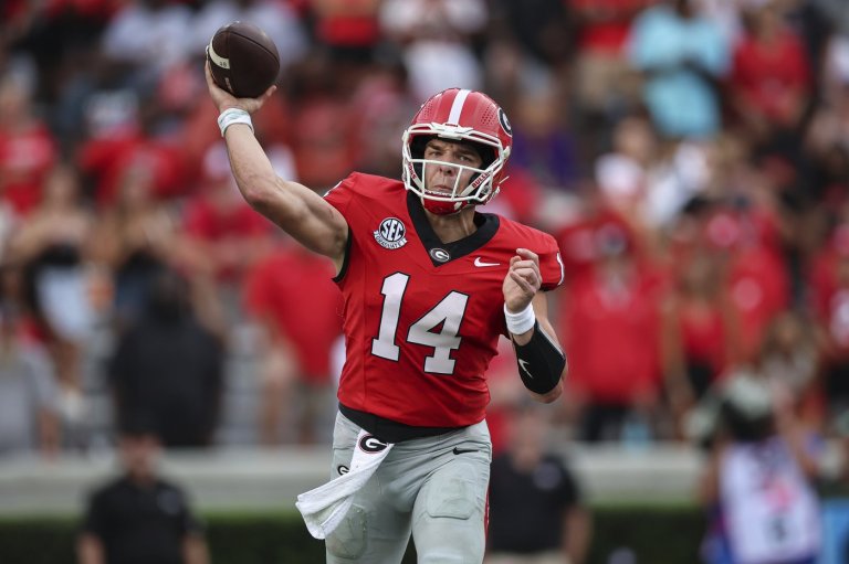 No. 6 Georgia QB Stockton looking for more explosive offense in his first road start at Tennessee | iNFOnews.ca
