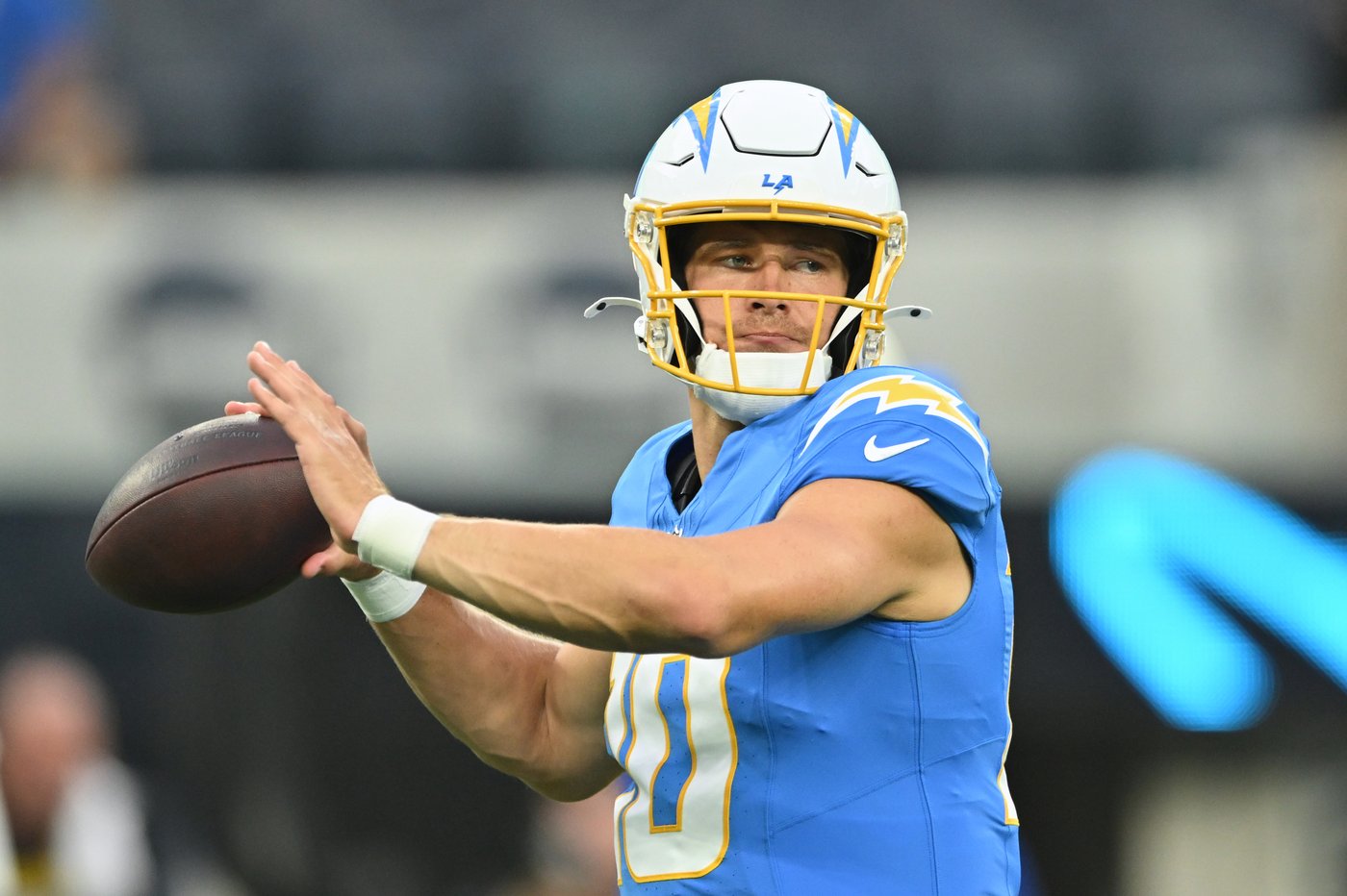 Chargers set to unveil Mike McDaniel’s fast-paced new offense in Week 1 vs. Cardinals | iNFOnews.ca
