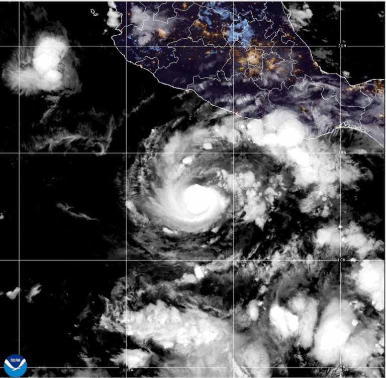 Hurricane Trudy strengthens to a Category 3 storm off Mexico's Pacific coast | iNFOnews.ca