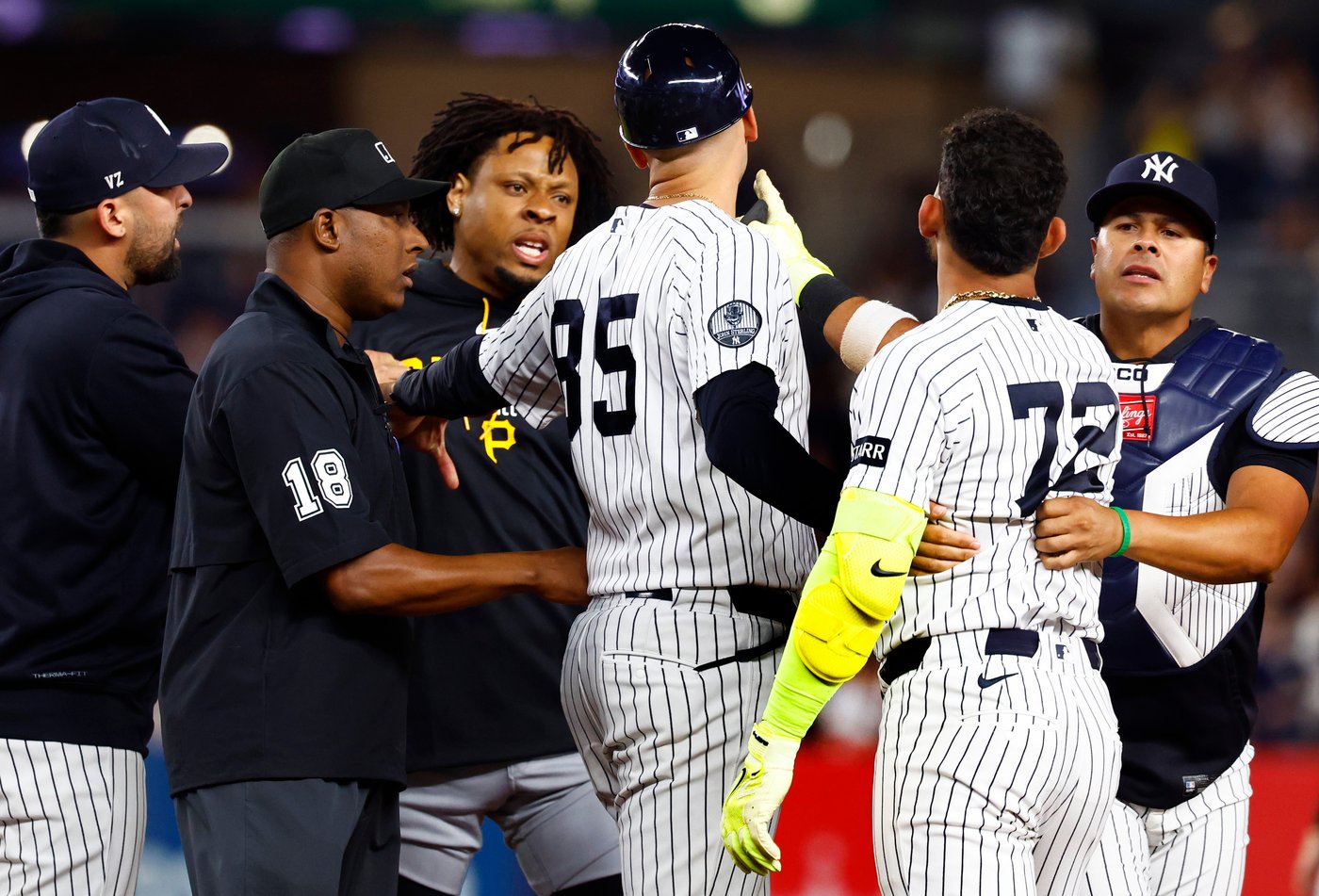 Benches clear in Pirates-Yankees game after Santana shouts at Caballero | iNFOnews.ca