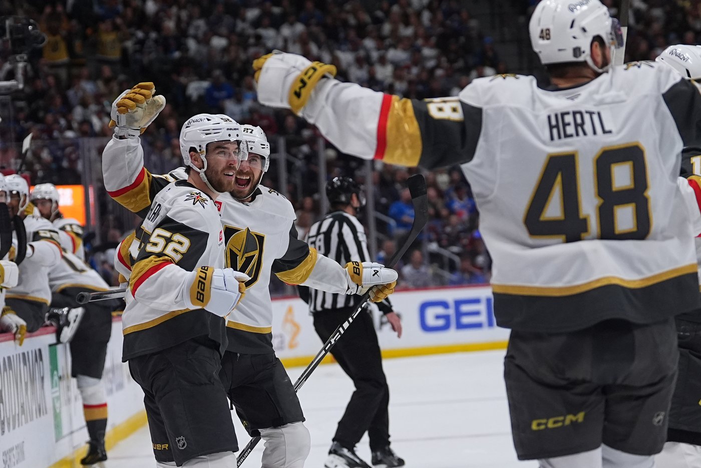An unlikely hero breaks through as the Golden Knights beat the Avalanche 4-2 in Game 1 | iNFOnews.ca An unlikely hero breaks through as the Golden Knights beat the Avalanche 4-2 in Game 1 | iNFOnews.ca