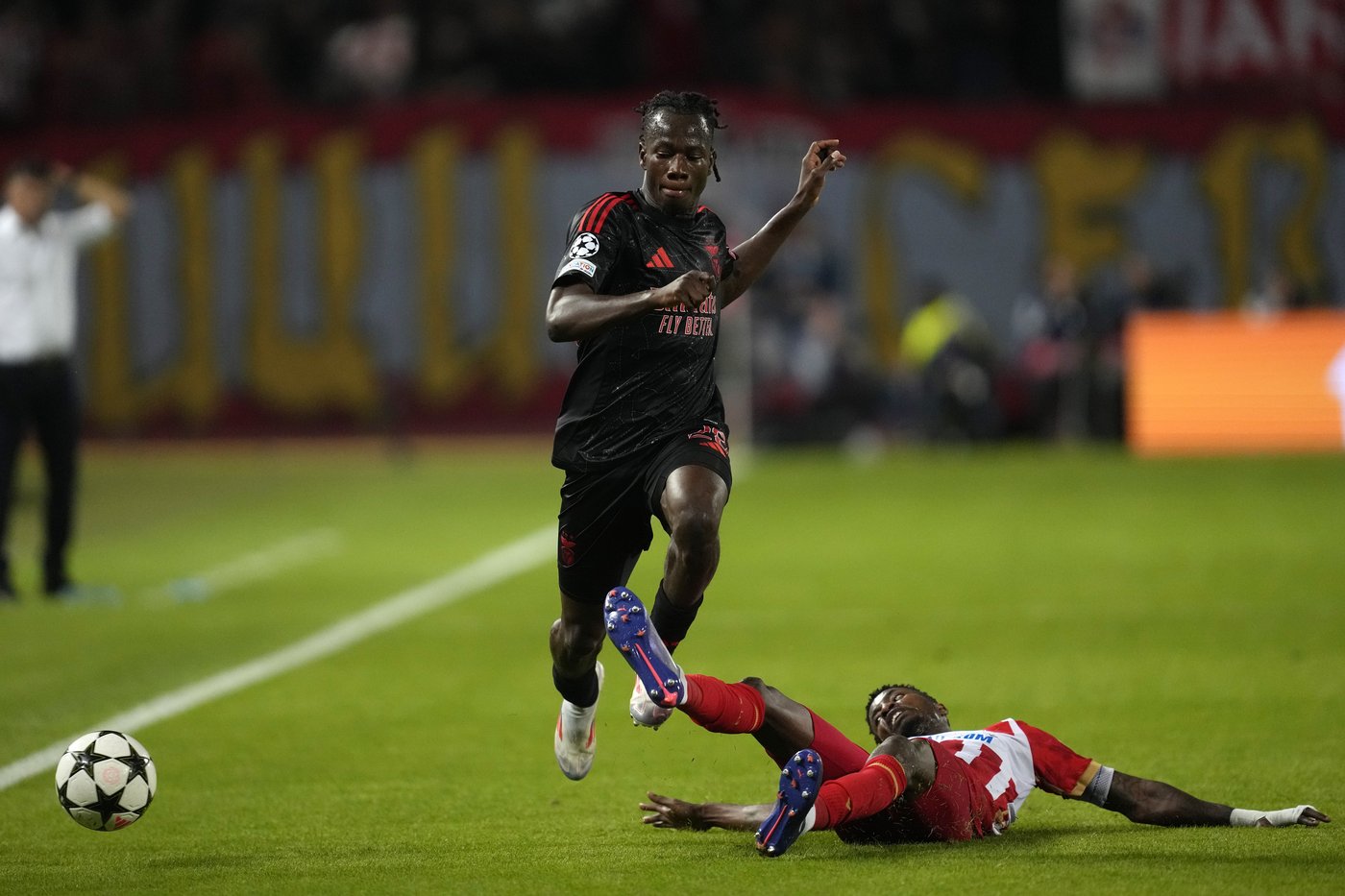 Man City loans Burkina Faso defender Issa Kaboré to Werder Bremen | iNFOnews.ca