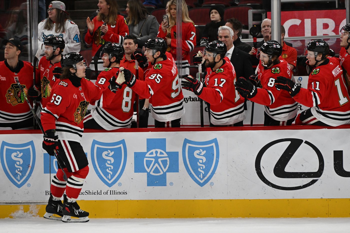 Tyler Bertuzzi completes hat trick in OT in Blackhawks' 3-2 victory over Golden Knights | iNFOnews.ca