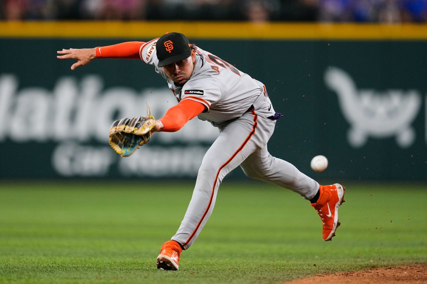 Lee homers twice, Webb tosses 6 shutout innings as Giants deal Rangers 6th straight loss | iNFOnews.ca Lee homers twice, Webb tosses 6 shutout innings as Giants deal Rangers 6th straight loss | iNFOnews.ca