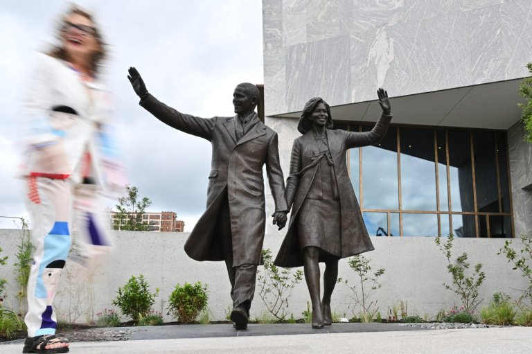 Springsteen, Bono and Stevie Wonder will help the Obamas open their presidential museum | iNFOnews.ca