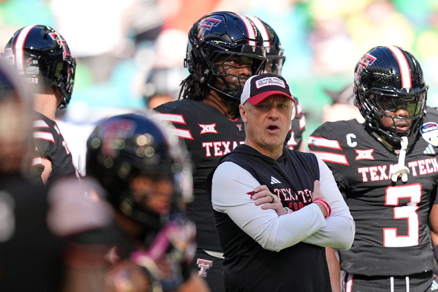 A rarity: Texas Tech coach Joey McGuire praises referees despite loss to Oregon in CFP quarterfinals | iNFOnews.ca A rarity: Texas Tech coach Joey McGuire praises referees despite loss to Oregon in CFP quarterfinals | iNFOnews.ca