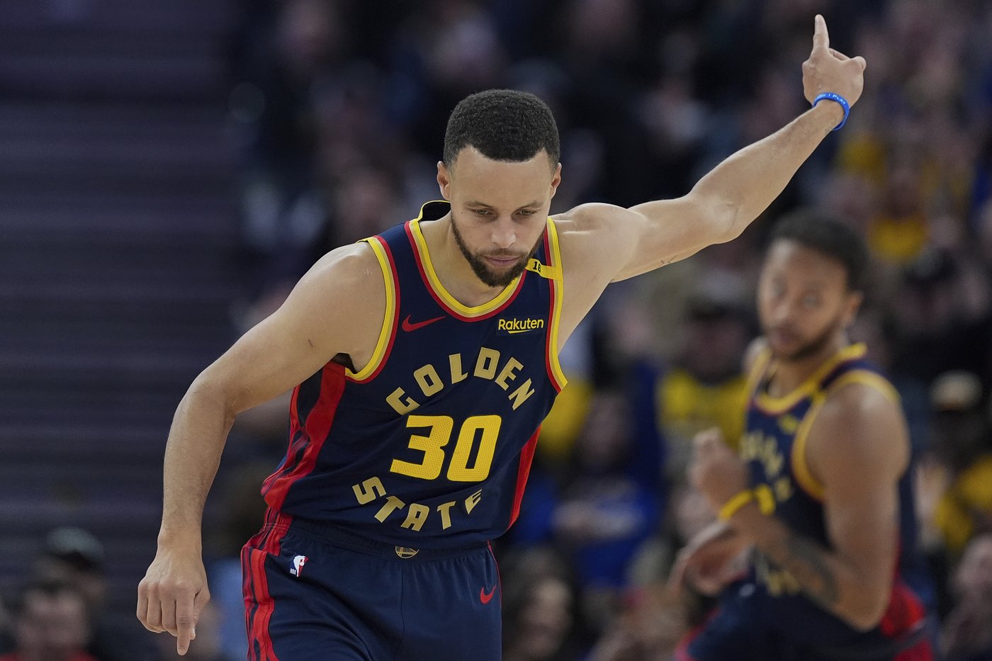 Andrew Wiggins scores 27 points, Stephen Curry adds 23 as Warriors beat Hawks 120-97 | iNFOnews.ca