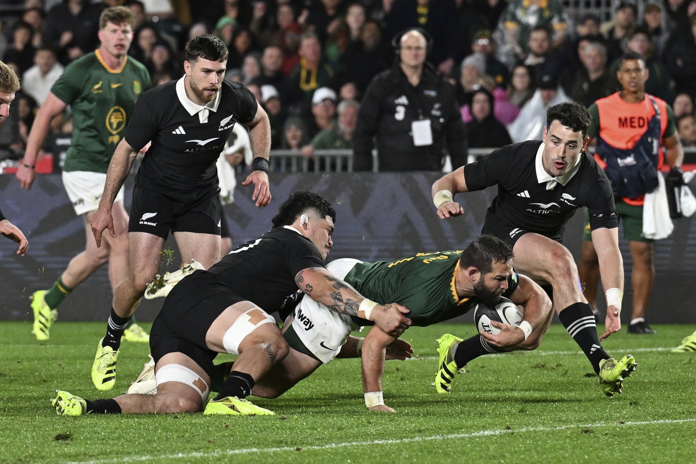 All Blacks and Springboks set for a Wellington test that could be pivotal in the Rugby Championship | iNFOnews.ca All Blacks and Springboks set for a Wellington test that could be pivotal in the Rugby Championship | iNFOnews.ca