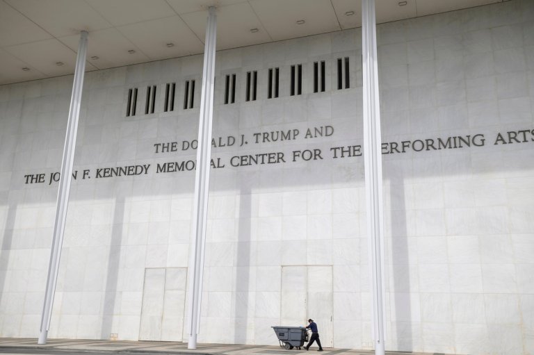 Kennedy Center board seeks delay of ruling ordering removal of Trump's name by Friday deadline | iNFOnews.ca