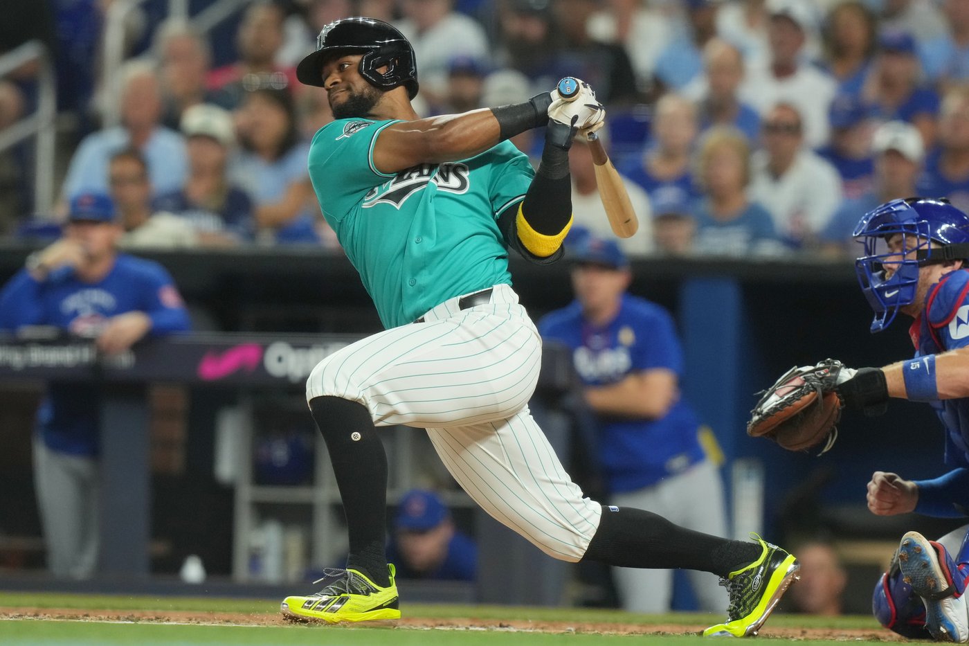 Hernández, Sanoja HRs lead Marlins past Cubs 10-3; Chicago's Crow-Armstrong hits 40th homer | iNFOnews.ca