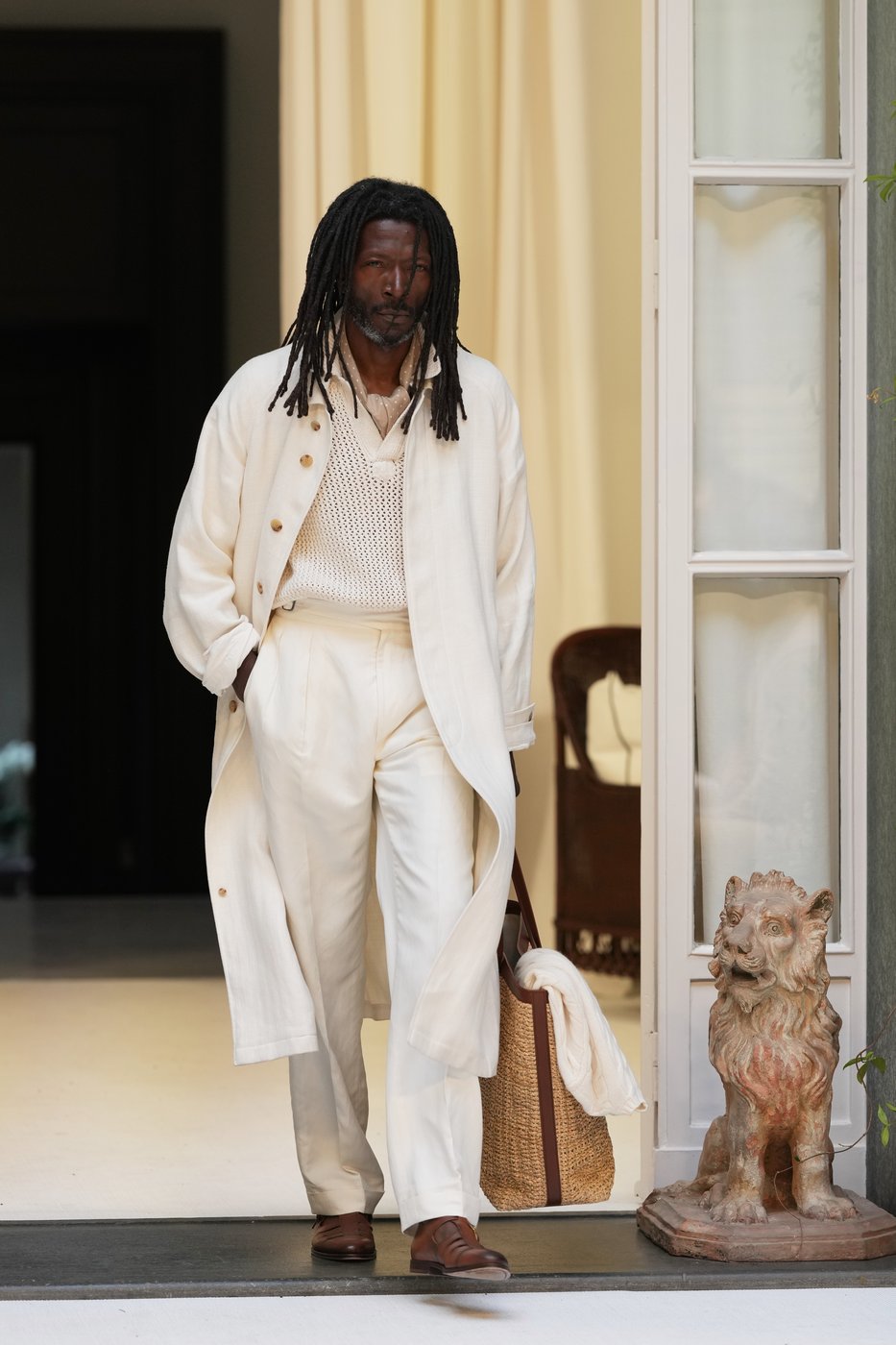 Lewis Hamilton and Colman Domingo lead a star-studded front row at Ralph Lauren's Milan show | iNFOnews.ca Lewis Hamilton and Colman Domingo lead a star-studded front row at Ralph Lauren's Milan show | iNFOnews.ca