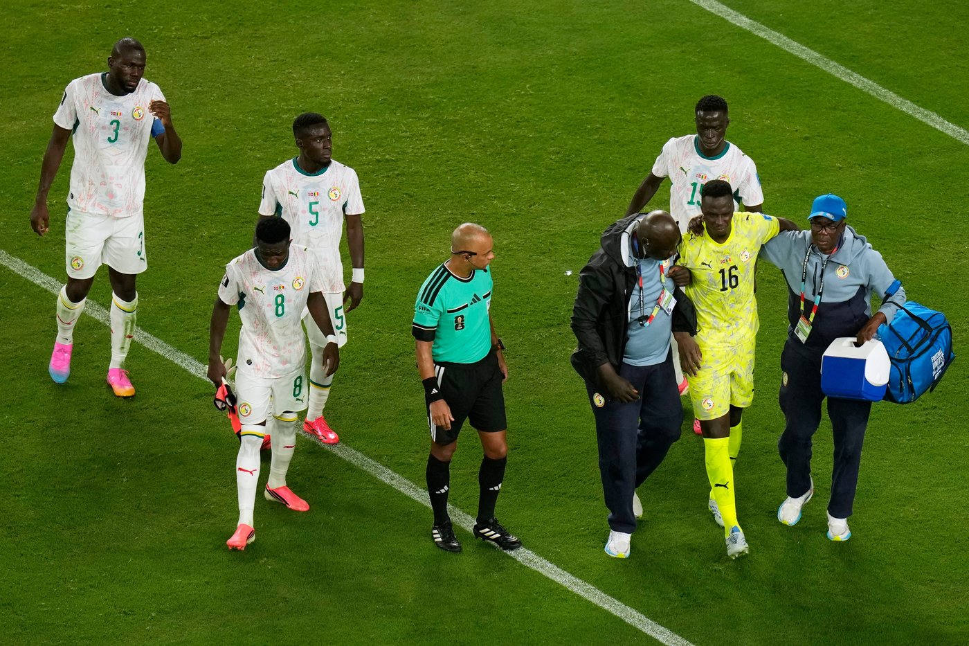 Senegal goalkeeper Édouard Mendy out with injury for knockout round match against Belgium | iNFOnews.ca Senegal goalkeeper Édouard Mendy out with injury for knockout round match against Belgium | iNFOnews.ca