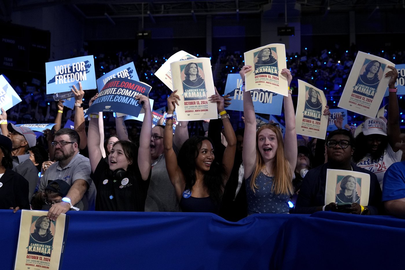 PHOTO COLLECTION: Election 2024 Campaign for President, October 14 | iNFOnews.ca