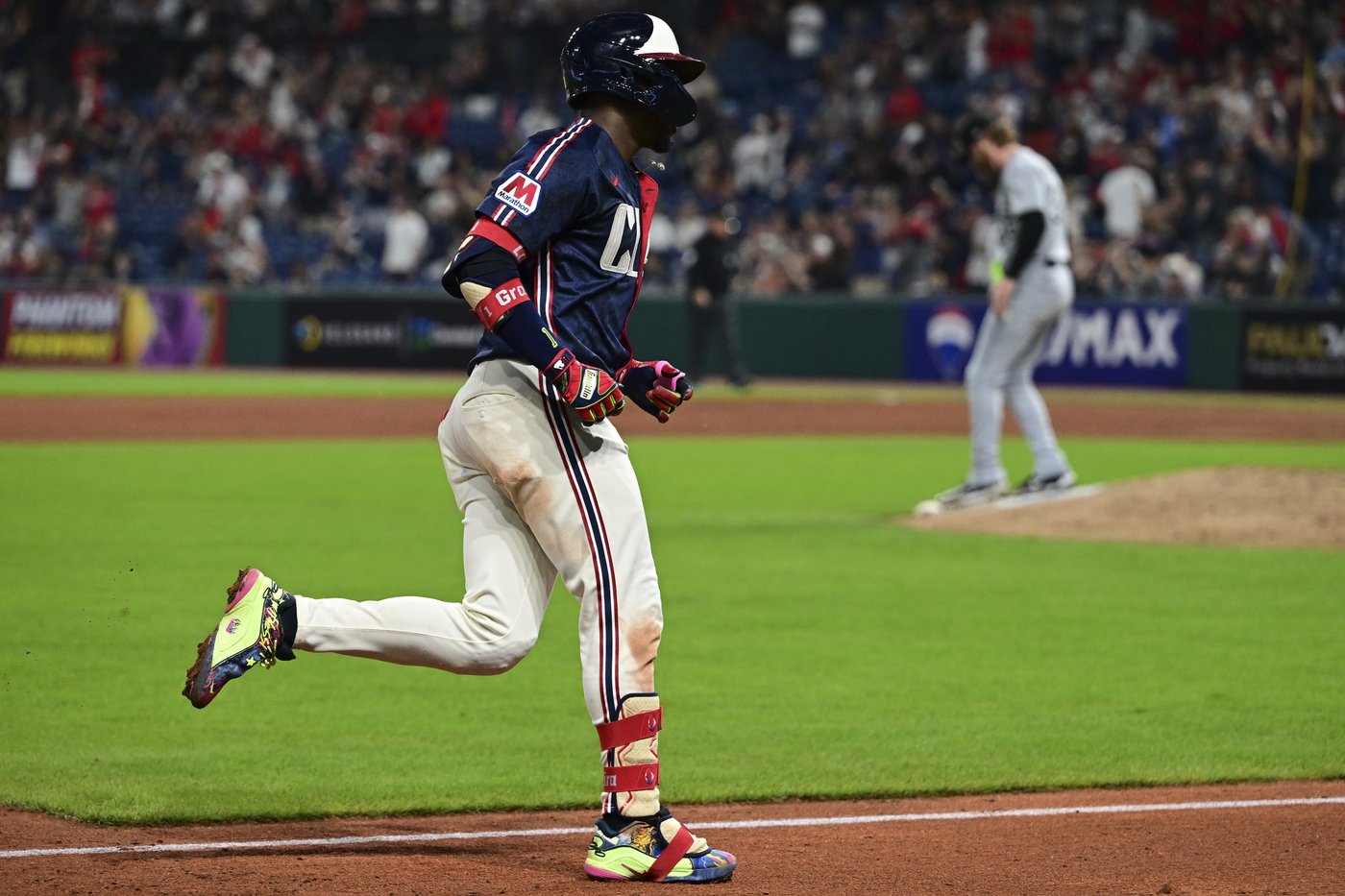 Tanner Bibee throws a two-hitter as the Guardians beat the White Sox 4-0 | iNFOnews.ca Tanner Bibee throws a two-hitter as the Guardians beat the White Sox 4-0 | iNFOnews.ca
