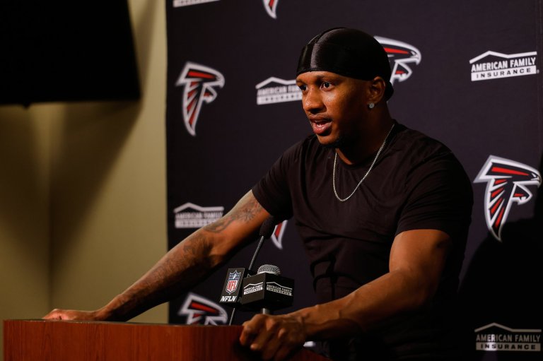 With starting QB Penix questionable, Falcons promote Stick from practice squad against Dolphins | iNFOnews.ca With starting QB Penix questionable, Falcons promote Stick from practice squad against Dolphins | iNFOnews.ca