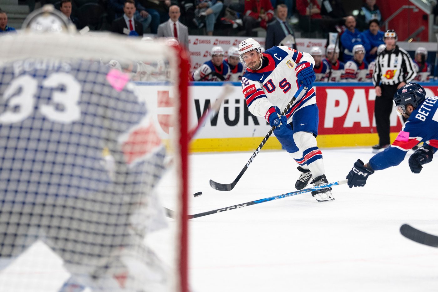 Defending champion US rebounds from loss to Switzerland by beating Britain 5-1 at ice hockey worlds | iNFOnews.ca Defending champion US rebounds from loss to Switzerland by beating Britain 5-1 at ice hockey worlds | iNFOnews.ca