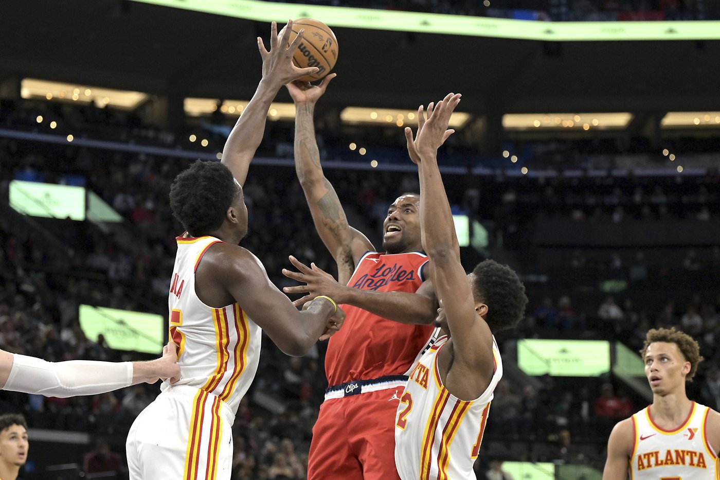 Leonard says returning to the court is the easy part after making season debut for Clippers | iNFOnews.ca Leonard says returning to the court is the easy part after making season debut for Clippers | iNFOnews.ca