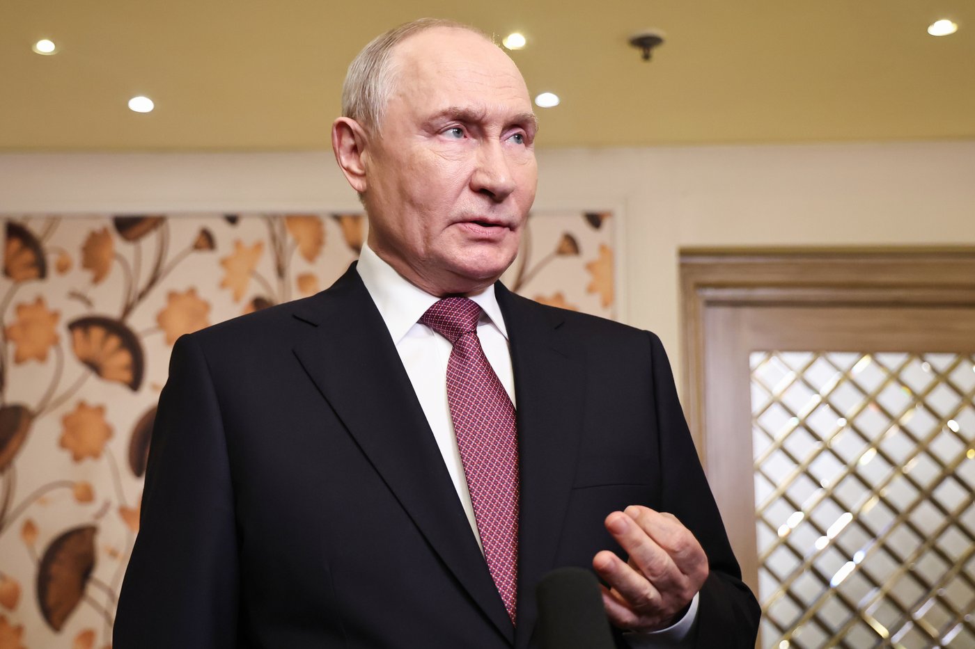 8 killed in Russian strikes on Ukraine as Putin warns Europe against sending troops | iNFOnews.ca 8 killed in Russian strikes on Ukraine as Putin warns Europe against sending troops | iNFOnews.ca